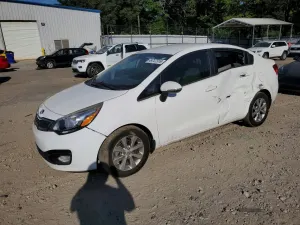 Kia Rio 1.6L 4 2013
