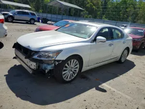 Lexus LS 4.6L 8 2017