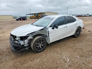Toyota Camry 2.5L 4 2022