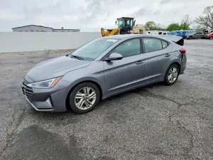 Hyundai Elantra 2.0L 4 2019