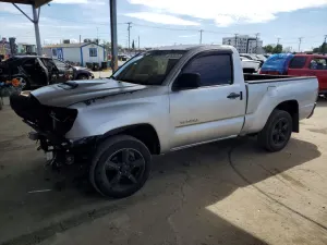 Toyota Tacoma 2.7L 4 2005