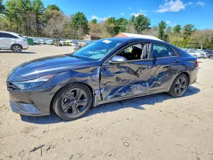 Hyundai Elantra 2.0L 4 2022