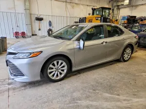 Toyota Camry 2.5L 4 2018