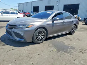 Toyota Camry 2.5L 4 2021
