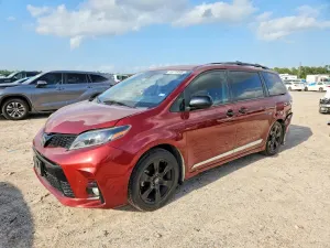 Toyota Sienna 3.5L 6 2020