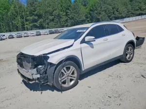 Mercedes-Benz GLA 2.0L 4 2020