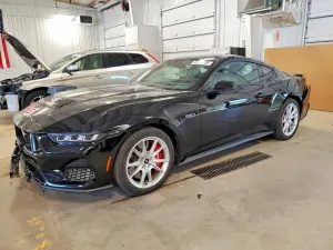 Ford Mustang 5.0L 8 2024