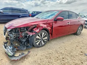 Nissan Altima 2.5L 4 2019