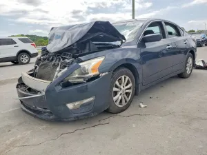 Nissan Altima 2.5L 4 2015