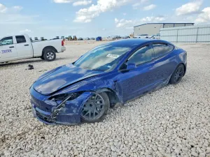 Tesla Model 3 2025