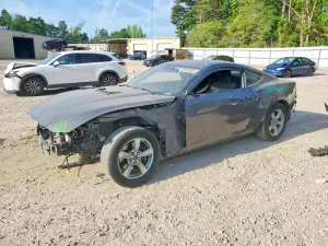 Ford Mustang 2.3L 4 2024