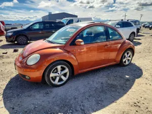 Volkswagen Beetle 2.5L 5 2010