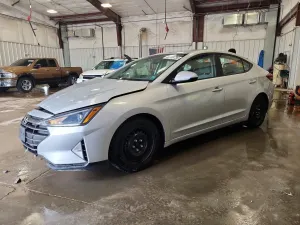 Hyundai Elantra 2.0L 4 2020