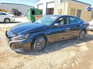 Nissan Altima 2.5L 4 2025
