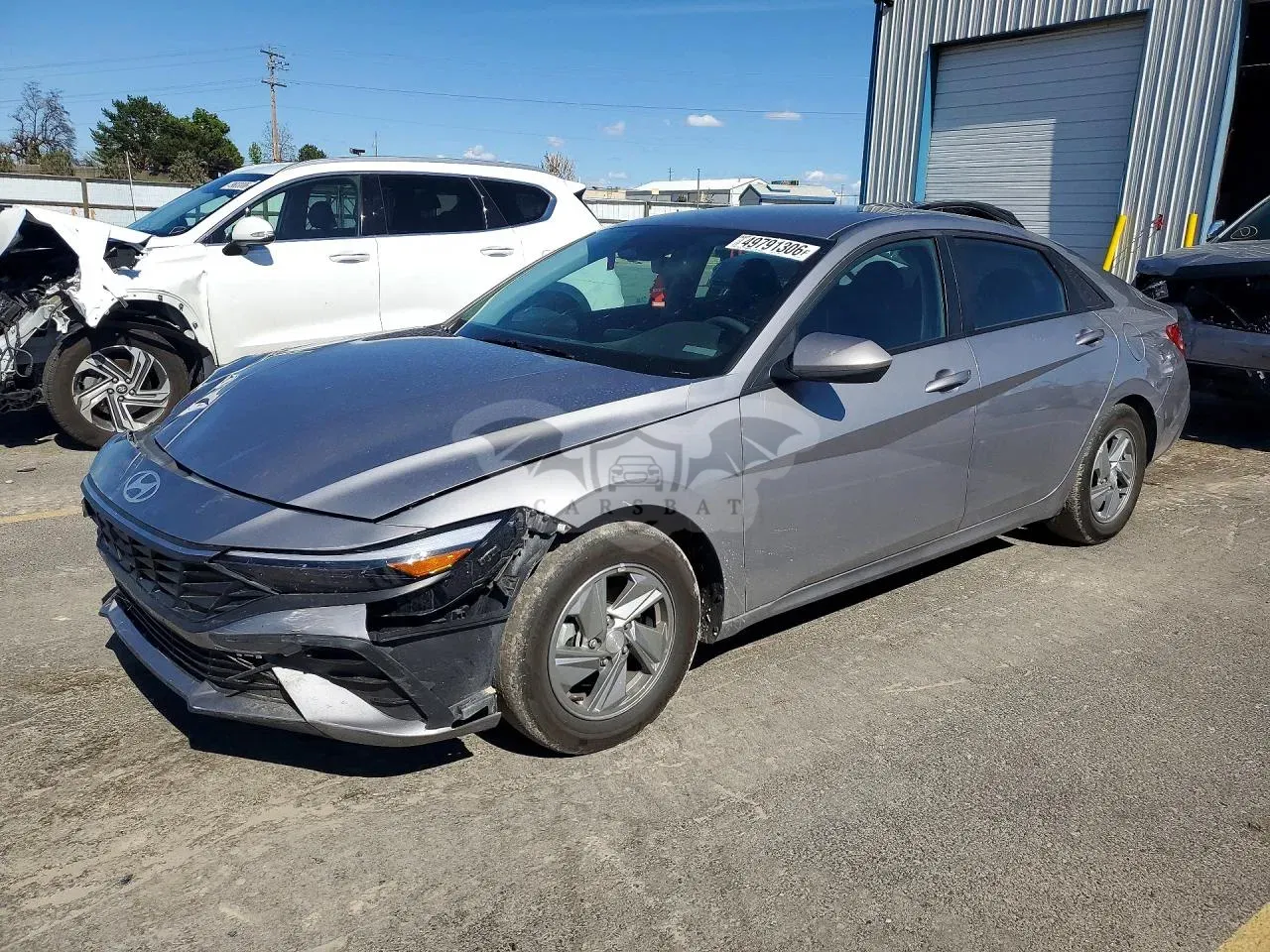 Hyundai Elantra 2.0L 4 2025