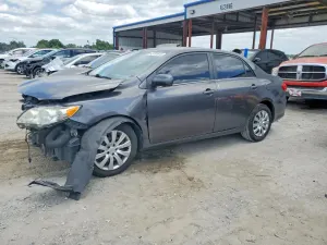 Toyota Corolla 1.8L 4 2013