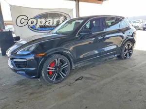 Porsche Cayenne 4.8L 8 2014