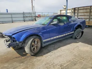 Ford Mustang 4.0L 6 2005