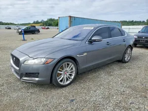 Jaguar XF 3.0L 6 2016