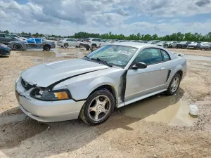 Ford Mustang 3.9L 6 2004