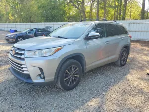 Toyota Highlander 3.5L 6 2018