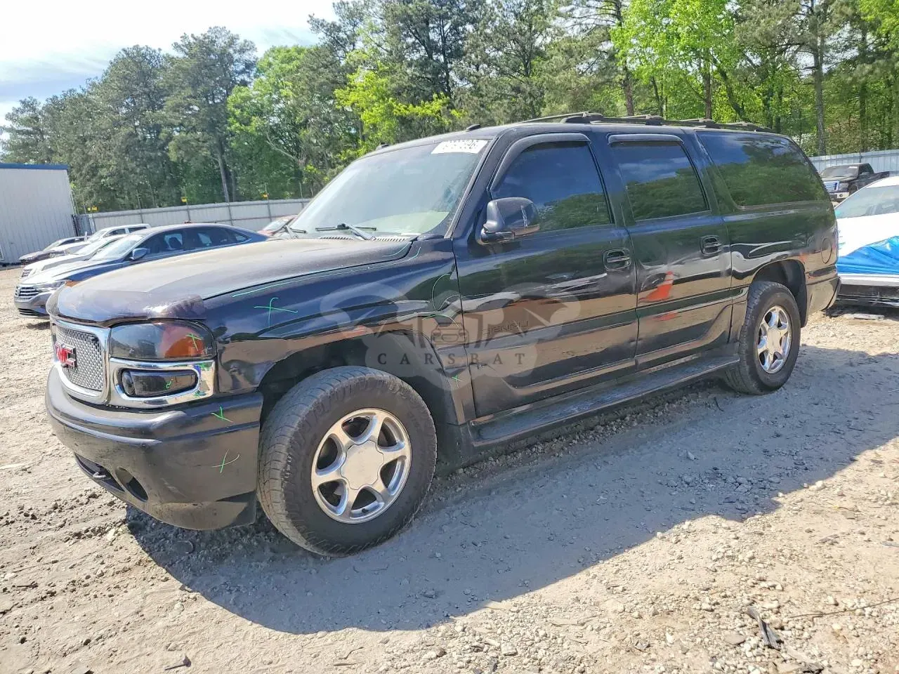 GMC Yukon 6.0L 8 2003