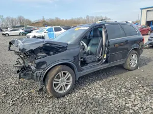 Volvo XC90 3.2L 6 2011