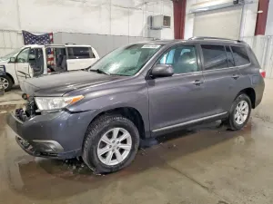 Toyota Highlander 3.5L 6 2013
