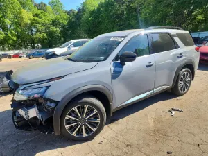 Nissan Pathfinder 3.5L 6 2026