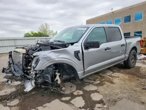 Ford F-150 5.0L 8 2023