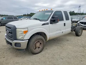 Ford F-350 6.2L 8 2014