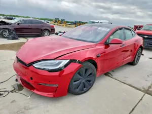 Tesla Model S 2021