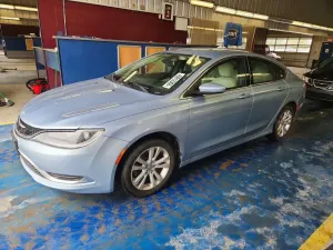 Chrysler 200 2.4L 4 2015