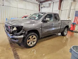 RAM 1500 5.7L 8 2020