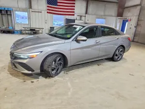 Hyundai Elantra 2.0L 4 2025