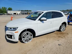 Audi Q5 2.0L 4 2018