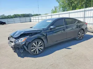 Nissan Altima 2.5L 4 2021