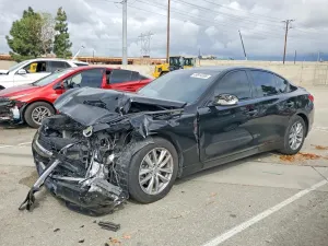 Infiniti Q50 3.7L 6 2015