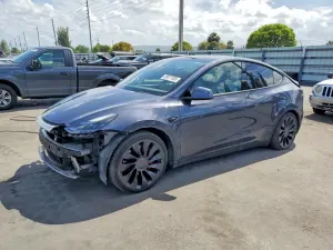 Tesla Model Y 2022