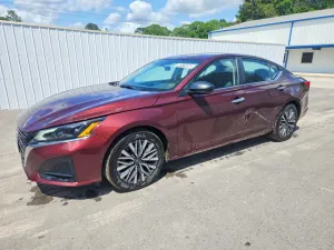 Nissan Altima 2.5L 4 2025