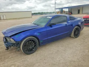 Ford Mustang 3.7L 6 2014