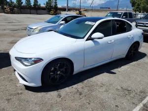 Alfa Romeo Giulia 2.0L 4 2018