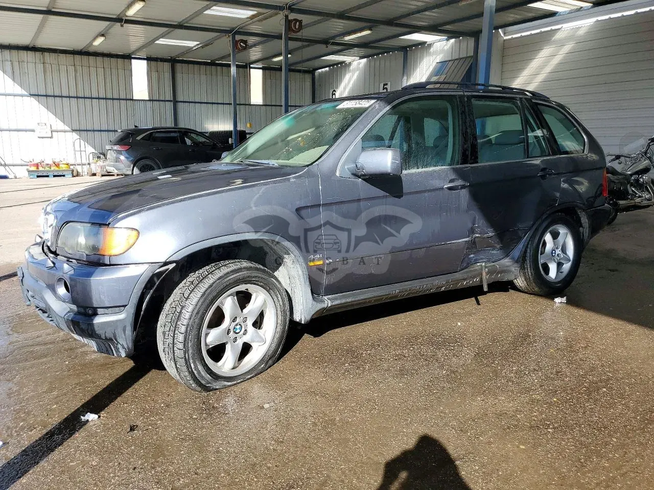 BMW X5 4.4L 8 2003