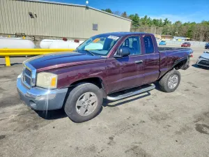 Dodge Dakota 4.7L 8 2005