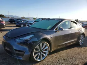 Tesla Model 3 2019