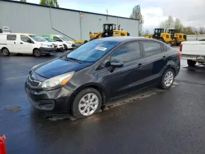 Kia Rio 1.6L 4 2013