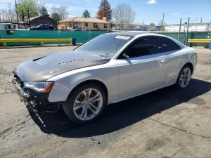 Audi S5 3.0L 6 2013