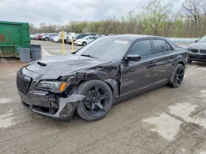 Chrysler 300C 5.7L 8 2013