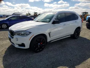 BMW X5 4.4L 8 2014