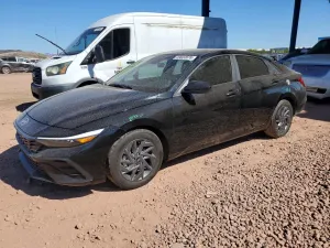 Hyundai Elantra 2.0L 4 2024